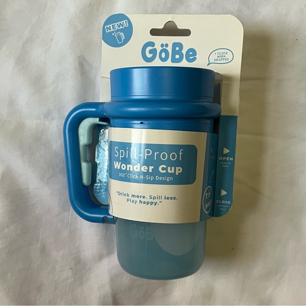 GoBe Wonder Cup 8oz Twinberry Blue Preschool Toddler Tumbler New